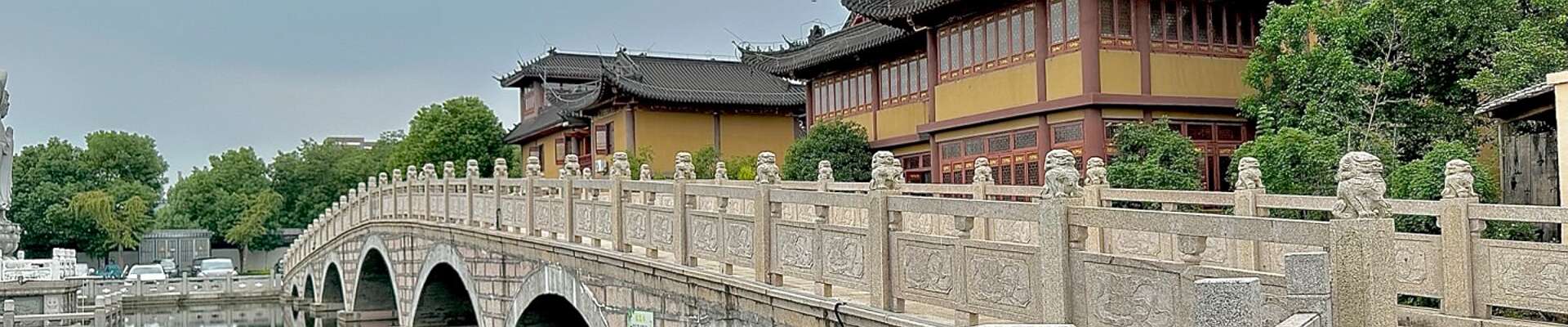 Click to show or hide the buttons